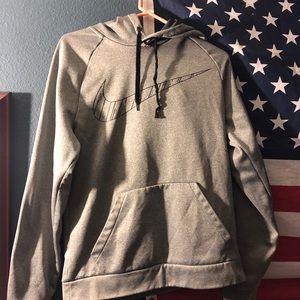 Used Grey Nike Dri-Fit hoodie